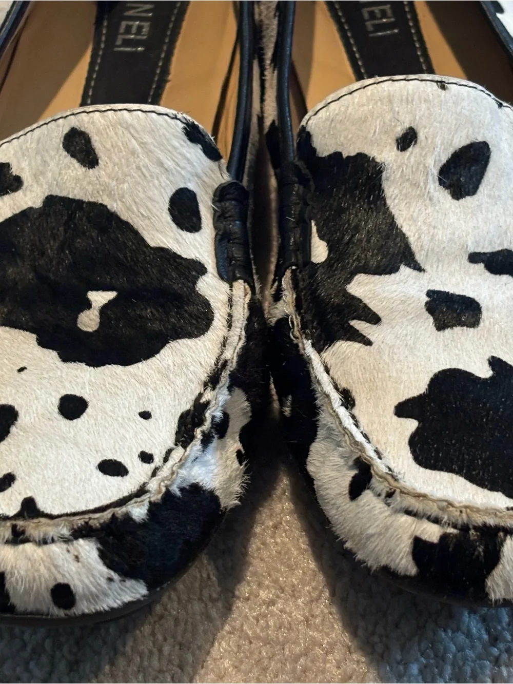 Vaneli Women’s Size 12 Italian Calf Hair Albion Driving Moc Cow Print Loafers